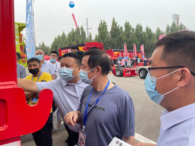 第十七届中国（梁山）专用汽车展览会落下帷幕，华劲专用车系列产品精彩亮相